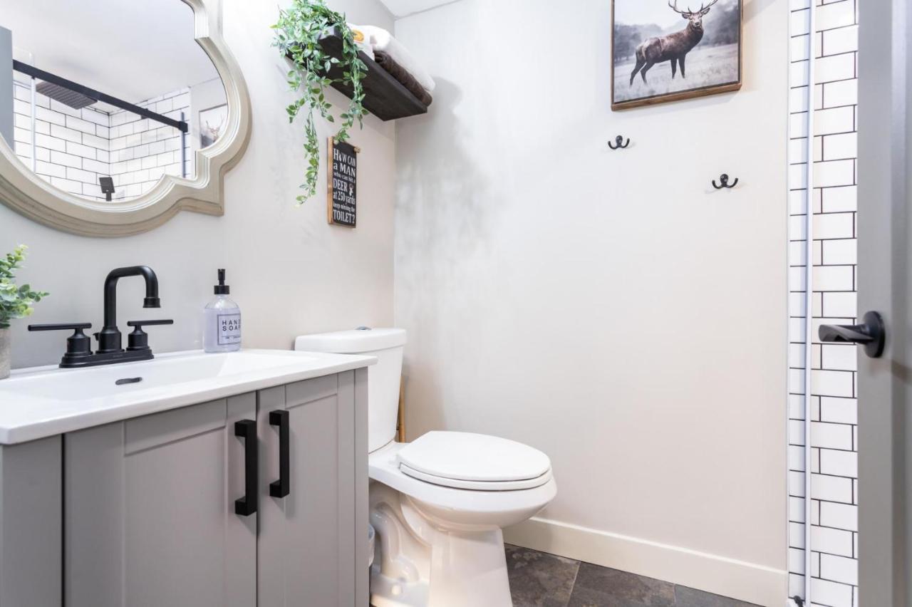 Nest On Perfection - Newly Renovated Ski In Ski Out Mountain View Condo Big White Eksteriør billede