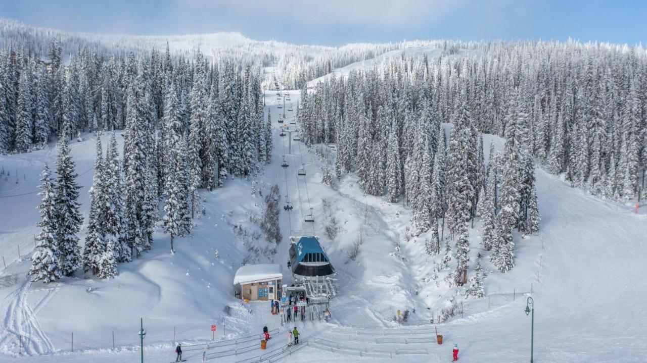 Nest On Perfection - Newly Renovated Ski In Ski Out Mountain View Condo Big White Eksteriør billede